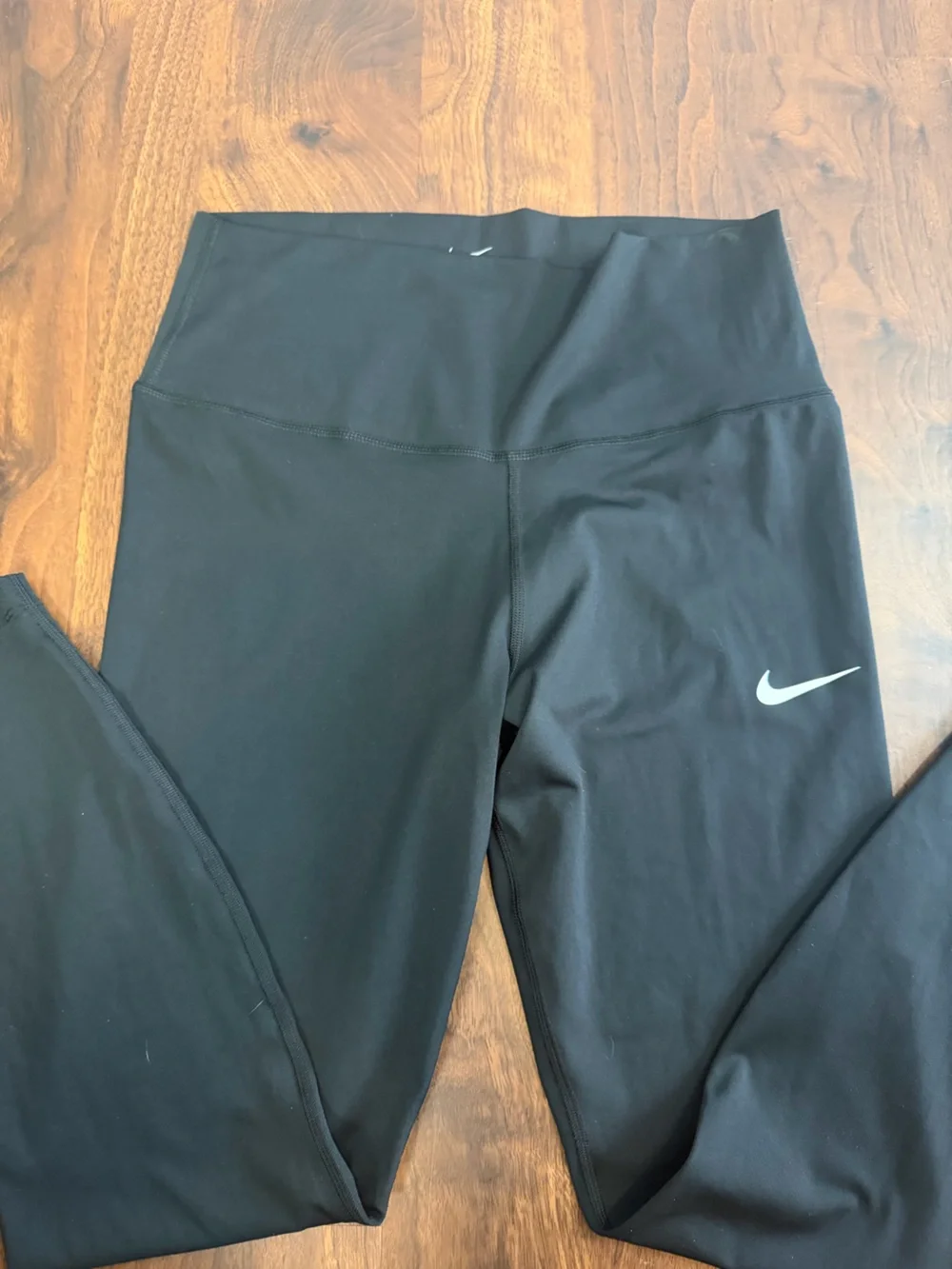 Nike Dri-Fit Bliss Victory Mid-Rise Training Pant